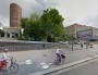 Piste cyclable rue Bouchut dans le quartier de la Part-Dieu à Lyon. Capture d'écran Google Street View