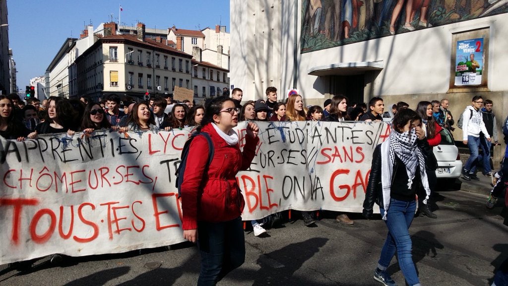 Deuxième manifestation lyonnaise contre la loi travail. Arrivée de la banderole de tête place Guichard. ©LB/Rue89Lyon