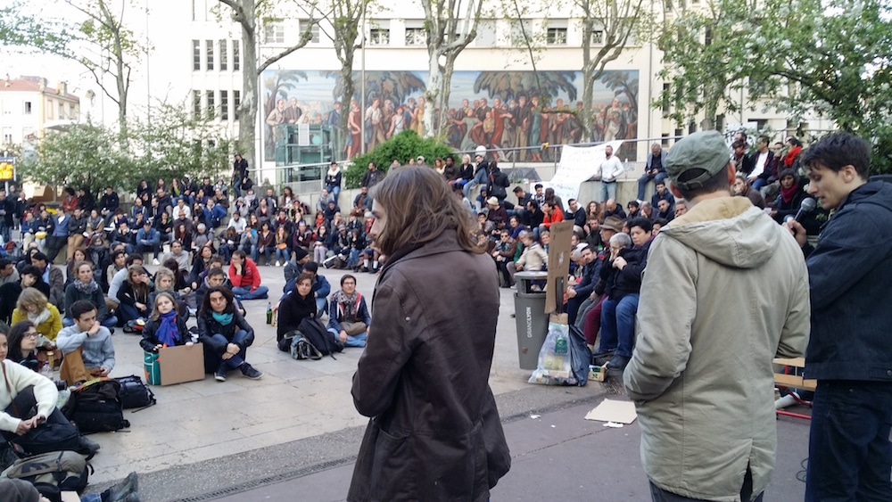 L'Agora ou assemblée de Nuit Debout du mardi 19 avril. ©LB/Rue89Lyon