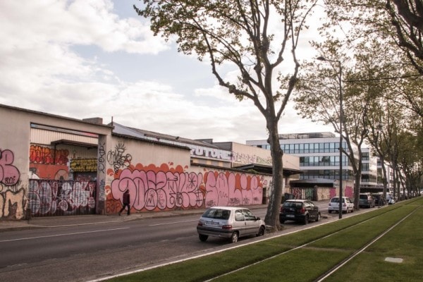 Menacés d’expulsion, les résidents du squat l’Oblik à Villeurbanne restent mobilisés