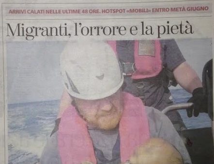 Naufrage en Méditerranée : la photo électrochoc d’un bébé bercé