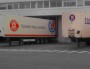 Des camions Leclerc sur lesquels on peut lire "consommer mieux ça se décide". ©Romain Gaidioz/Épicerie équitable