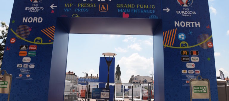 Finale de la coupe du monde : la Ville de Lyon change d’avis et installera un écran géant place Bellecour