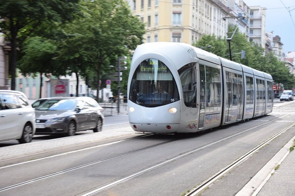 Tramway Lyon T9 T10