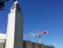 La Grande Mosquée de Lyon et, en arrière-plan, la grue du chantier de l'IFCM. ©LB/Rue89Lyon