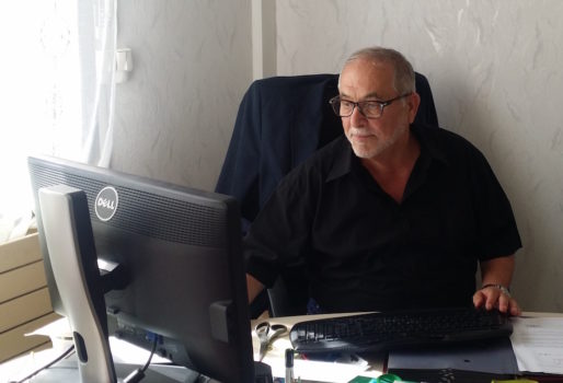 Kamel Kabtane, recteur de la Grande Mosquée de Lyon et président de l'IFCM dans son bureau en septembre 2016. ©LB/Rue89Lyon