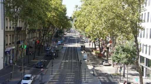 Le cours Charlemagne vu depuis la gare Perrache © RC/Rue89Lyon