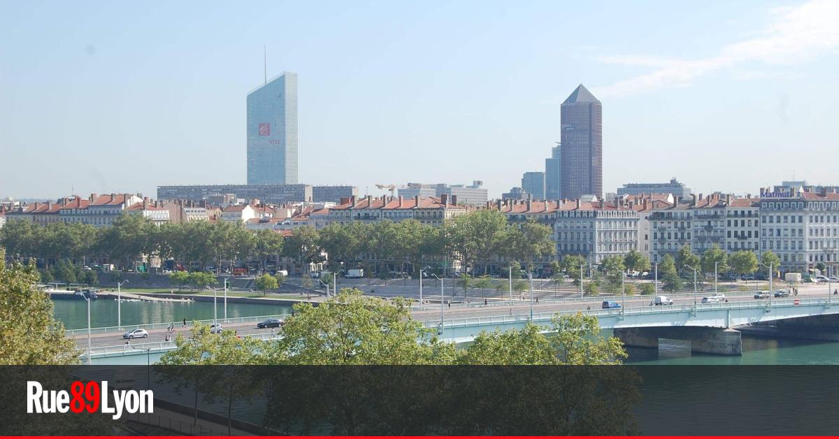 
		Commentaires sur « La position d’Aulas est symptomatique : Lyon est déjà gouvernée comme une entreprise » par Serge PERRIN		