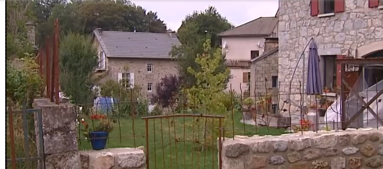 Migrants : la famille Wauquiez fait barrage à la tradition d’accueil du Chambon-sur-Lignon