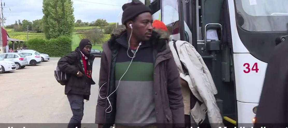 « Bienvenue aux migrants » ? Comment la grande région accueille les arrivants de Calais