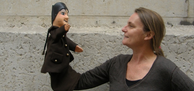 Le Théâtre de Guignol. Stéphanie Lefort, directrice et auteur de la compagnie des Zonzons. ©DR