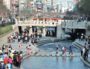 A Séoul, la Cheonggyecheon est devenue les « Champs Elysées » de Séoul. Capture d'écran du livre de Paul Lecroart, "La ville après l’autoroute : études de cas"