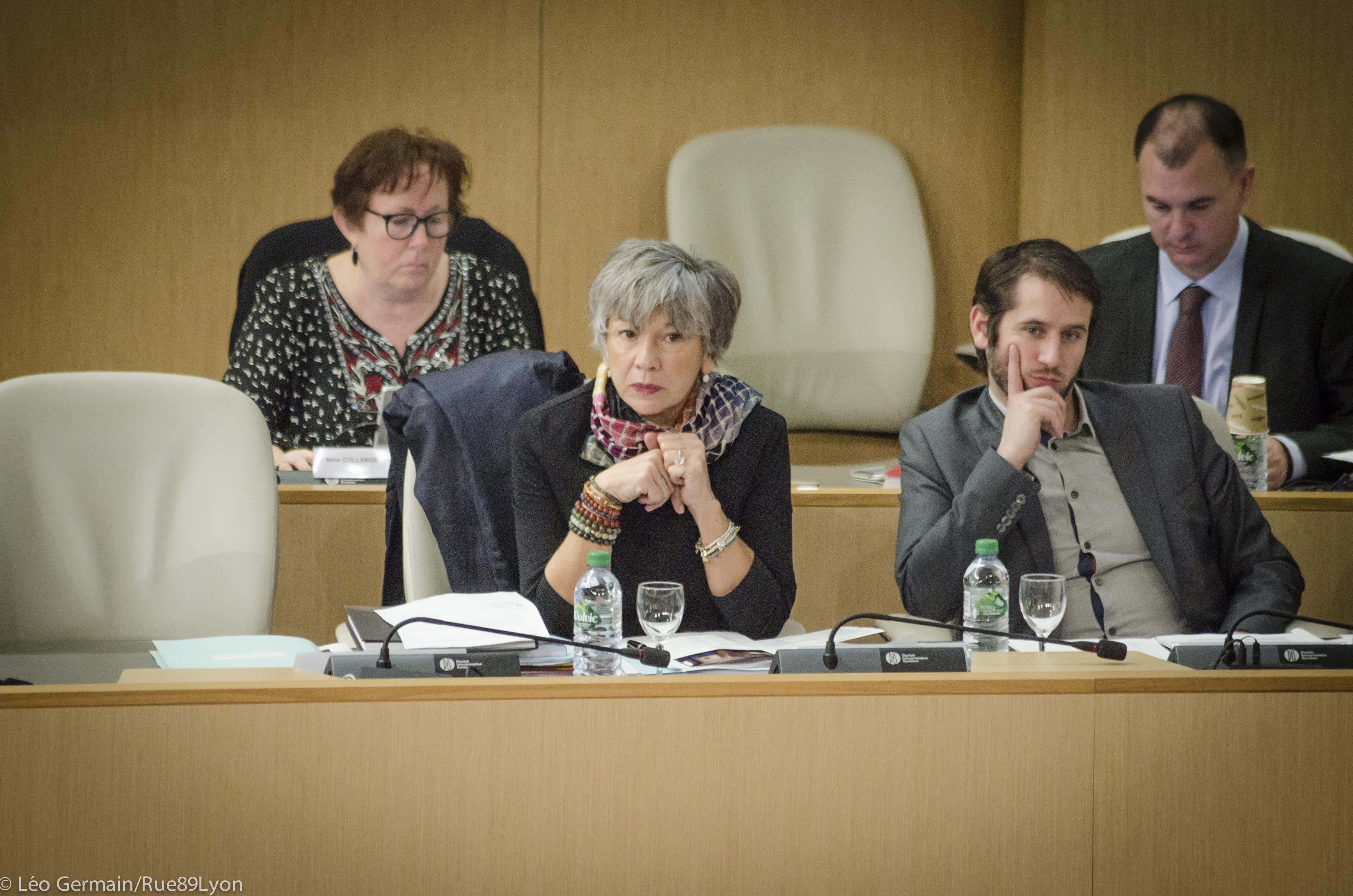 Florence Verney-Carron, vice-présidente déléguée à la culture et au patrimoine, en assemblée plénière (février 2017) ©Léo Germain/Rue89Lyon