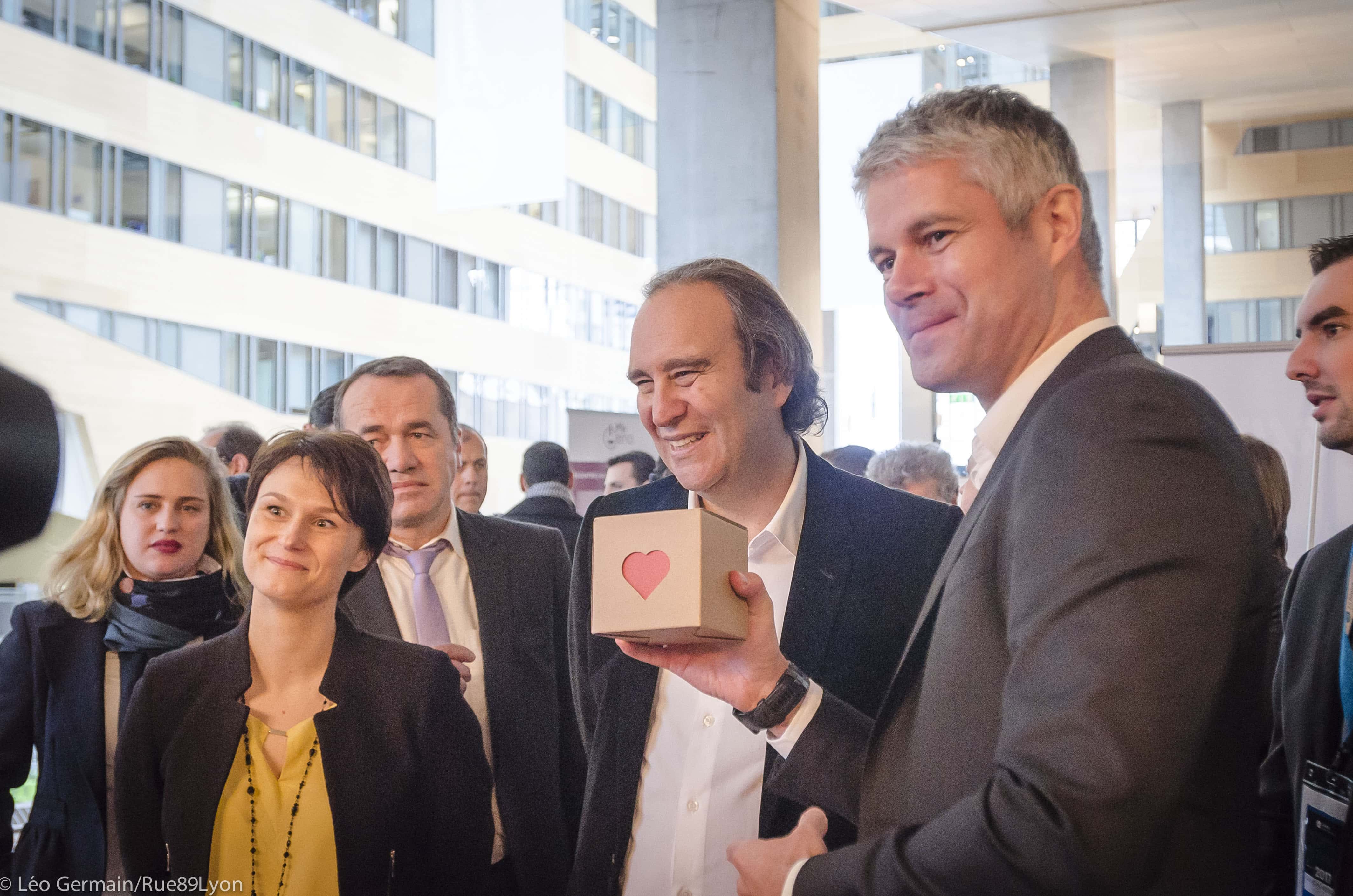 Laurent Wauquiez, Juliette Jarry, vice-présidence de la région en charge du numérique et Xavier Niel, patron de FREE au Digital Summit le 30 janvier 2017 à Lyon. ©Léo Germain/Rue89Lyon