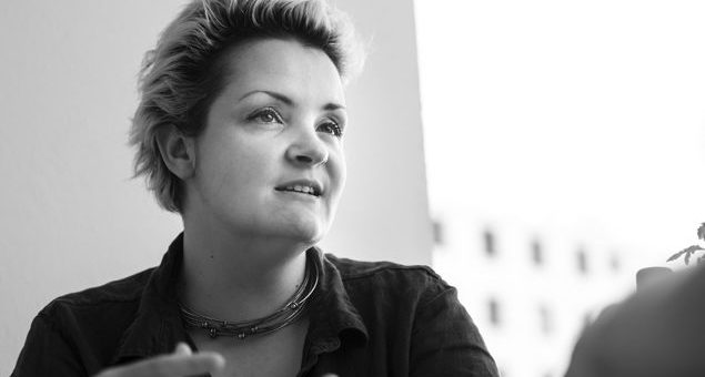 Flore : « C’est l’occasion de redistribuer les cartes en faveur d’artistes locaux »