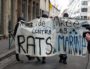 La manif sauvage a sillonné rapidement les rues de la Guillotière à Lyon. ©LB/Rue89Lyon