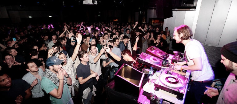Label Night « Bordello a Parigi », de l’italo-disco au goût du jour au Sucre