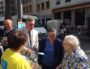 Anne Brugnera, candidate pour la République en marche !, au marché du 6ème le 23/05/2017 pour la campagne des législatives ©HH/Rue89Lyon