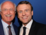 Emmanuel Macron a pris le temps de prendre des photos à Lyon avec les candidats prévus de longue date. (visuel via le FB de JL Touraine)