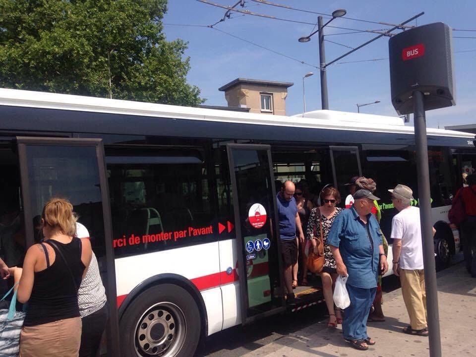 La ligne de bus C26 en période de canicule. ©HH/Rue89Lyon