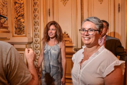 Blandine Brocard et Anne Brugnera au 2ème tour des législatives à la préfecture du Rhône le 18 juin 2017. ©Éric Soudan