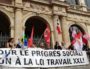 La banderole de l'intersyndicale devant le palais de la Bourse à Lyon, le 19 octobre, contre les ordonnances réformant le code du travail. ©LB/Rue89Lyon