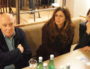 Raymond Depardon, en conférence de presse pour la présentation de "12 jours" à Lyon, au cinéma le Comoedia. A sa gauche, la psychiatre Natalie Giloux et la magistrate Marion Primevert ©LB/Rue89Lyon