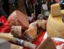 Fromage et charcuterie italienne sur le stand de Mattia Carfagna au salon "Sous les pavés la vigne" 4e édition à Lyon. Photo VO/Rue89Lyon