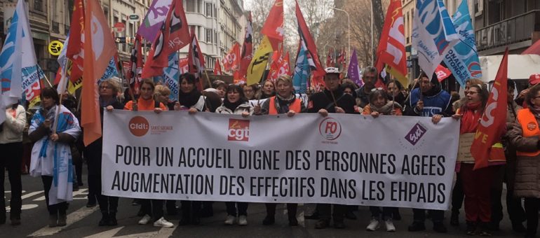 Ehpad : « Les pouvoirs publics ferment les yeux sur une maltraitance institutionnelle »