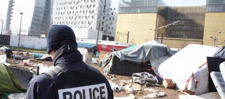 Les familles albanaises expulsées de leur bidonville. Et ensuite ?