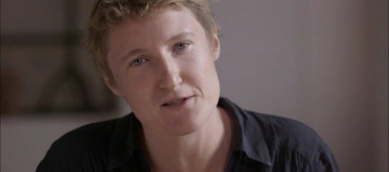 Alice Coffin : « Les fake news s’exercent particulièrement contre les minorités, les personnes LGBT, migrantes, d’origine étrangère… »