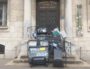 Une des entrées de l'université de Lyon 2 (site des quais) bloquée par les étudiants le 9 avril. ©SP/Rue89Lyon