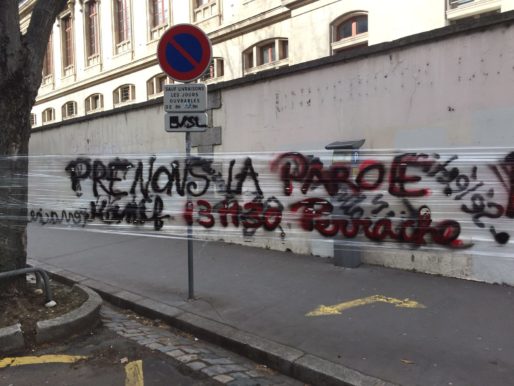 Banderole à Lyon 2. ©SP/Rue89Lyon.