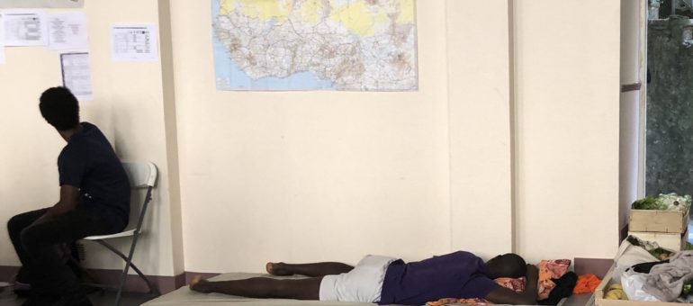 Un « lieu de répit » ouvert dans le 1er arrondissement : une solution temporaire pour les mineurs isolés à la rue