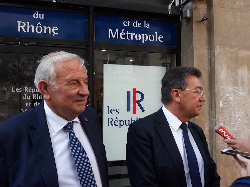 Michel Forissier et Philippe Cochet, à Lyon le 10 septembre, le jour où le délégué départemental et le président de la fédération ont annoncé qu'ils quittaient leur fonction. ©LB/Rue89Lyon
