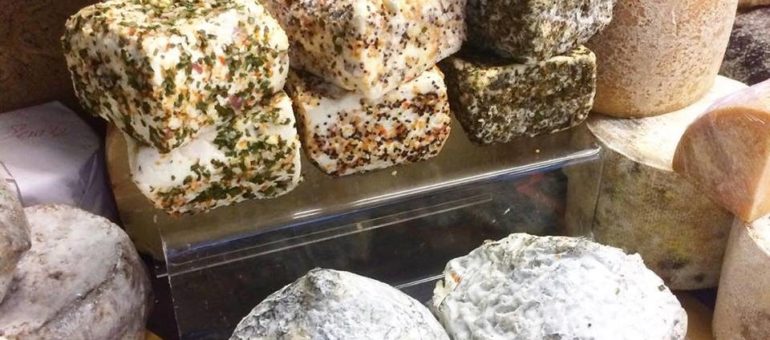 Du vin (naturel), des huîtres, du fromage et des petits plats ce week-end des 3 et 4 novembre à Lyon