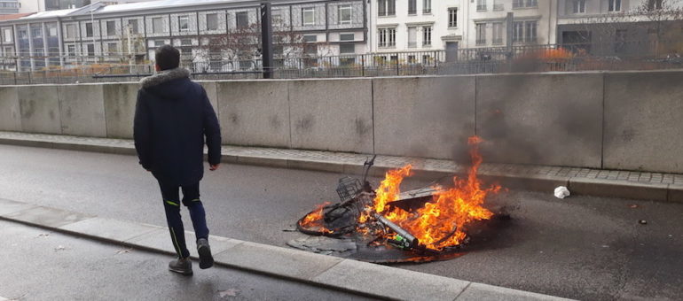 Dans le sillage des « gilets jaunes », un mouvement lycéen contre les réformes de l’Education nationale