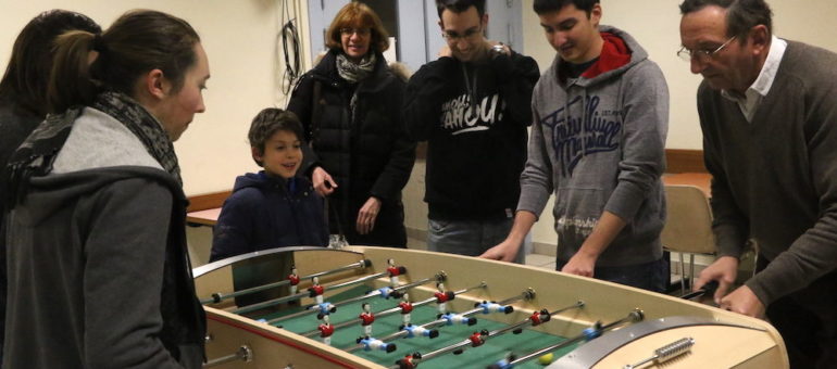 Une école de baby-foot dans le 6è arrondissement de Lyon, un coup à deux « bandes »