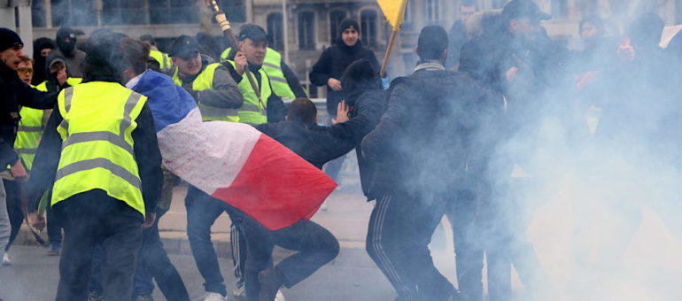 « Gilets jaunes » à Lyon : des attaques de l’extrême droite chaque samedi, jusqu’où ?