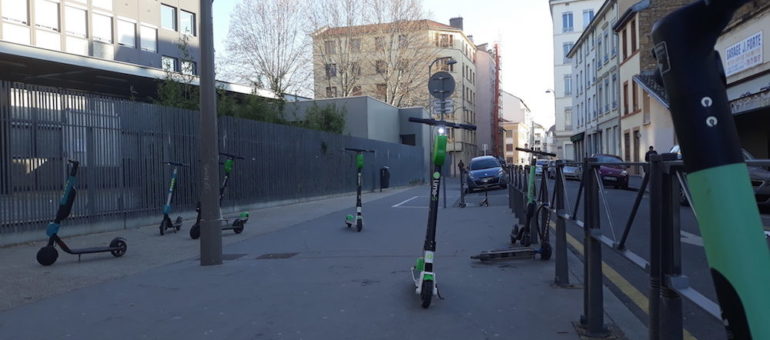 Trottinettes en free floating : comme Paris et Bordeaux, Lyon cherche à encadrer les opérateurs