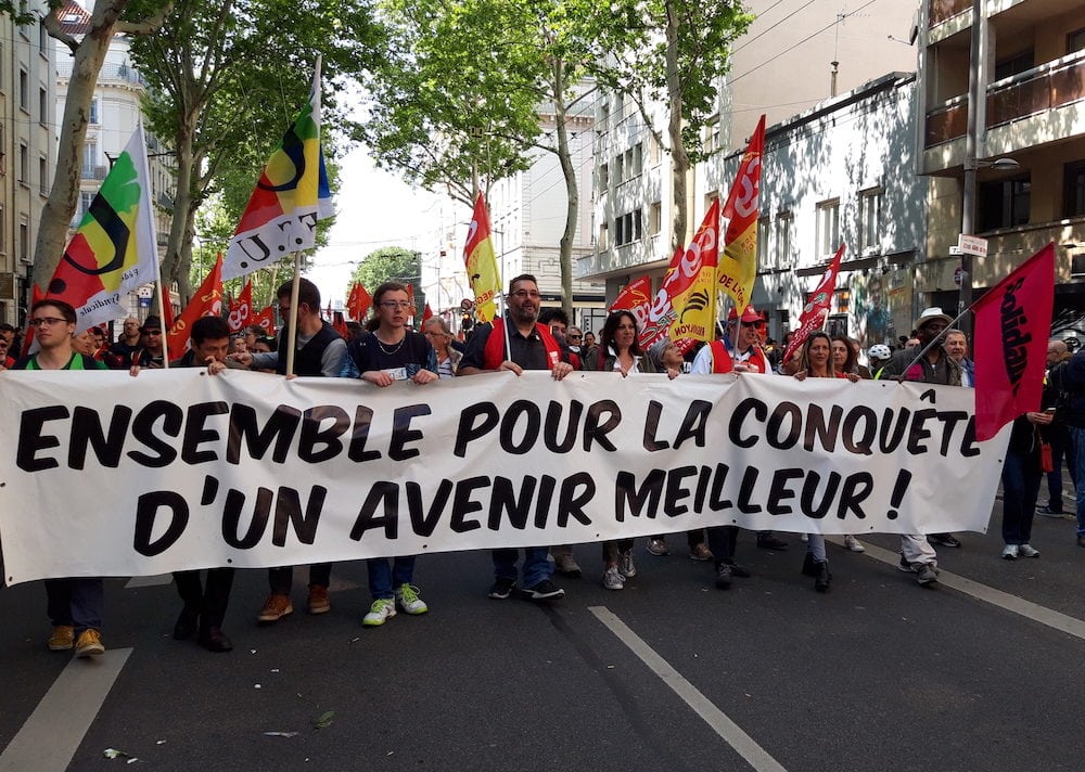 Banderole de l'intersyndicale du 1er mai 2019 Ã  Lyon. Â©LB/Rue89Lyon