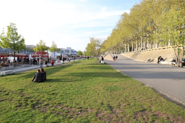 Quais de Rhône à la Guillotière, péniche Le Sirius, le 12/04/2019. ©NP/Rue89Lyon.
