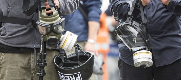 Les journalistes en manifestation doivent être protégés, pas ciblés