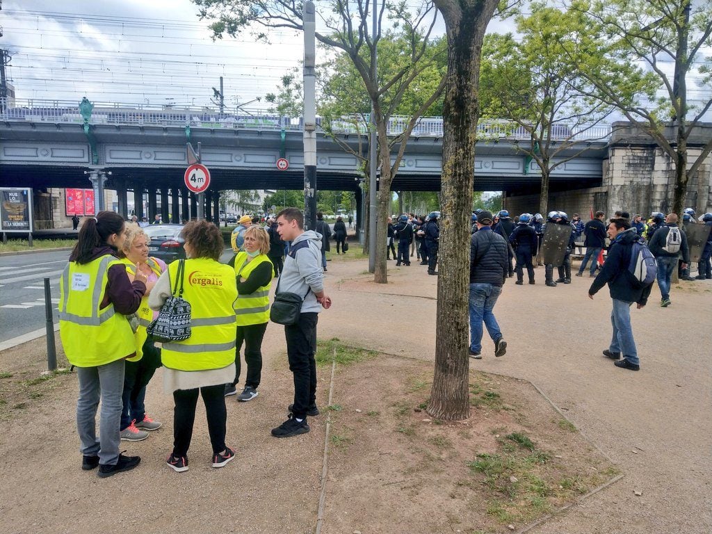 Des manifestants partent en direction de Gerland. ©NM/Rue89Lyon