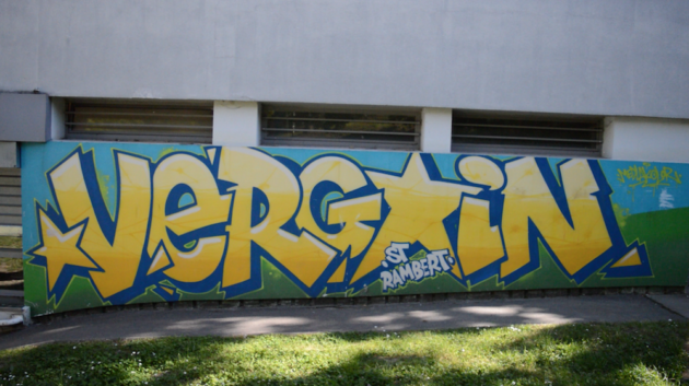 Un graff sur le mur de la salle de la Chaufferie du quartier du Vergoin en mai 2019, à Lyon 9e.