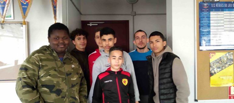 Education aux médias : les jeunes de l’AS Duchère racontent la création de l’hymne du club