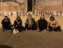 Collages contre les féminicides à Lyon : « Parfois ma mère vient avec nous »