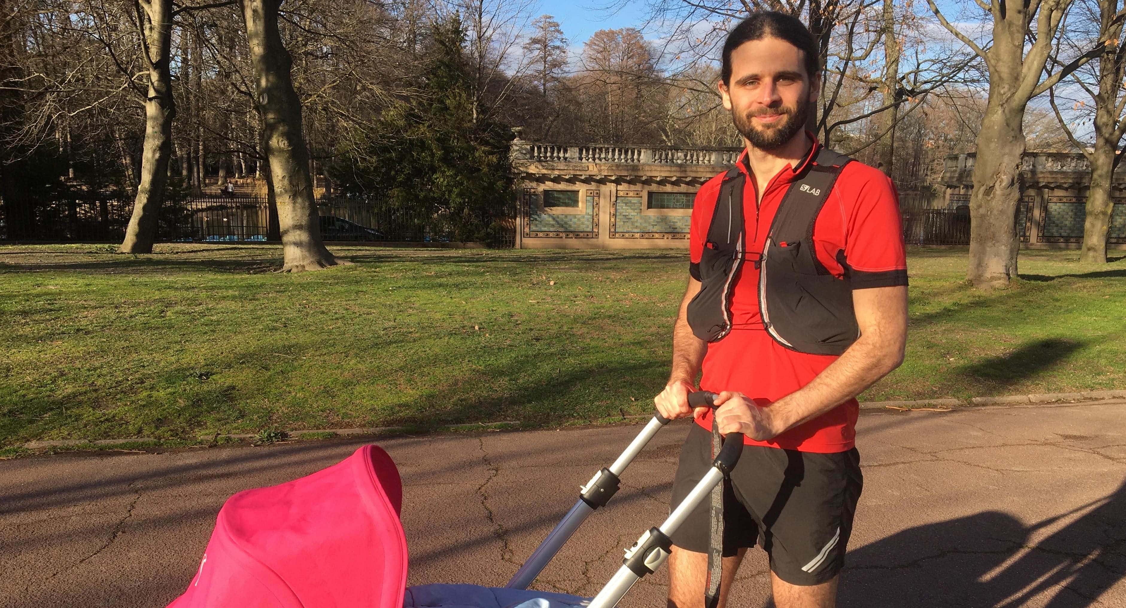 Grégory, qui se déplace uniquement en vélo et non en voiture, votera Grégory Doucet pour le 1er tour des municipales de 2020. ©Hélène Duros