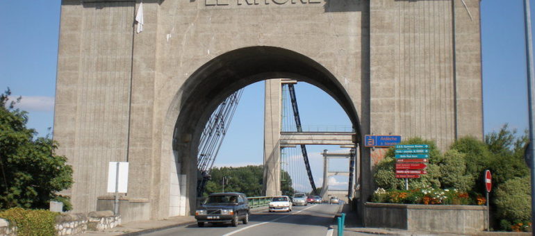« Le Teil en Ardèche n’est pas cet Eden goguenard, ubuesque et rigolard »