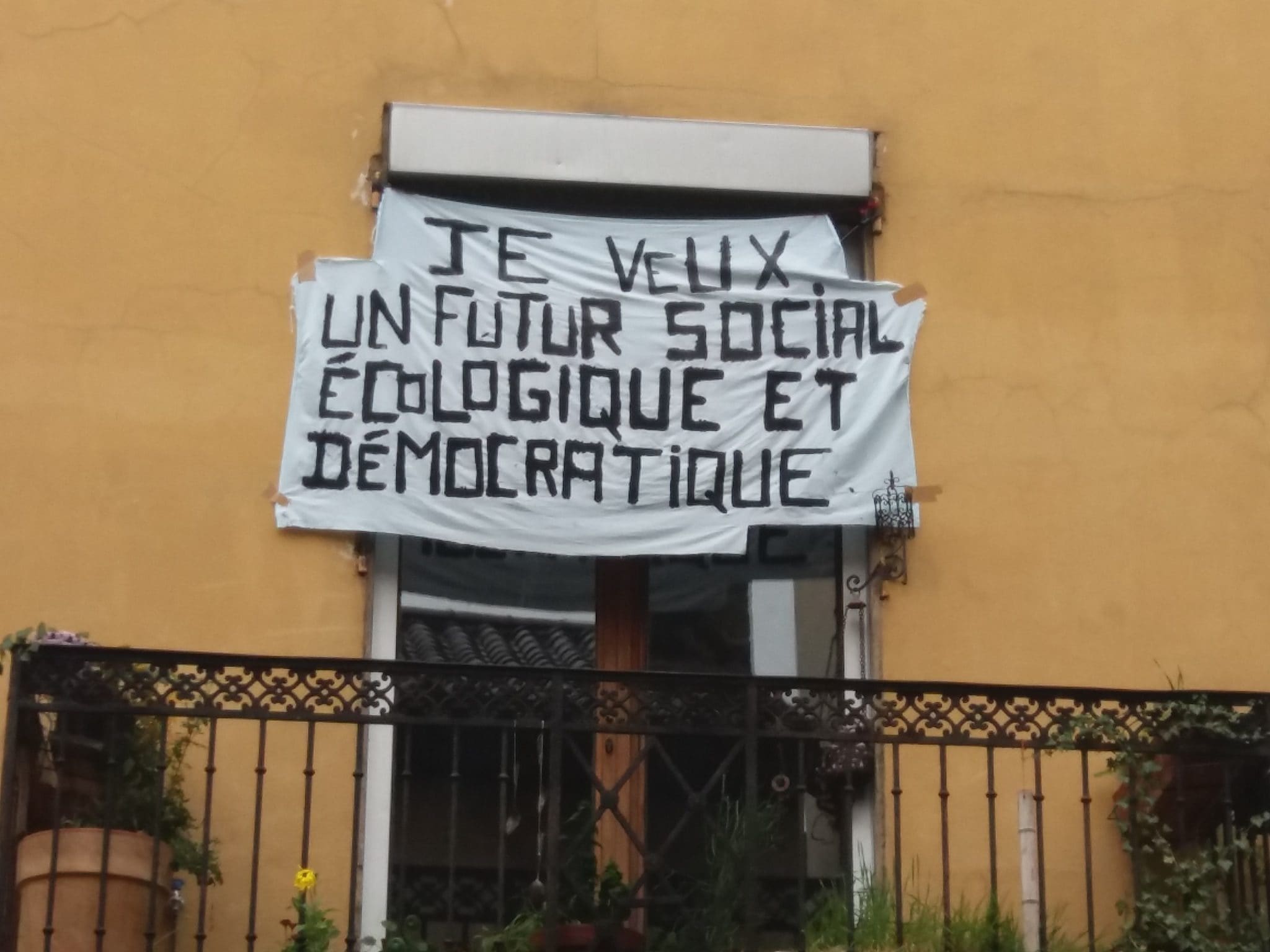 "Je veux un futur social, écologique et démocratique"